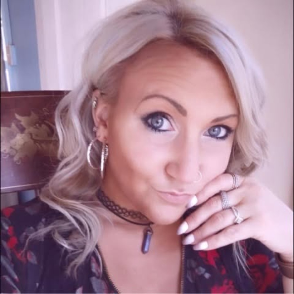 Meet your Posher, Shannon